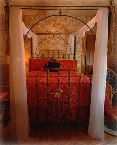 The Lion And The Rose Bed & Breakfast Whitefield Esterno foto